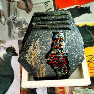 Set of 4 Golden Feather themed 🪶 coasters w/ tray 📥